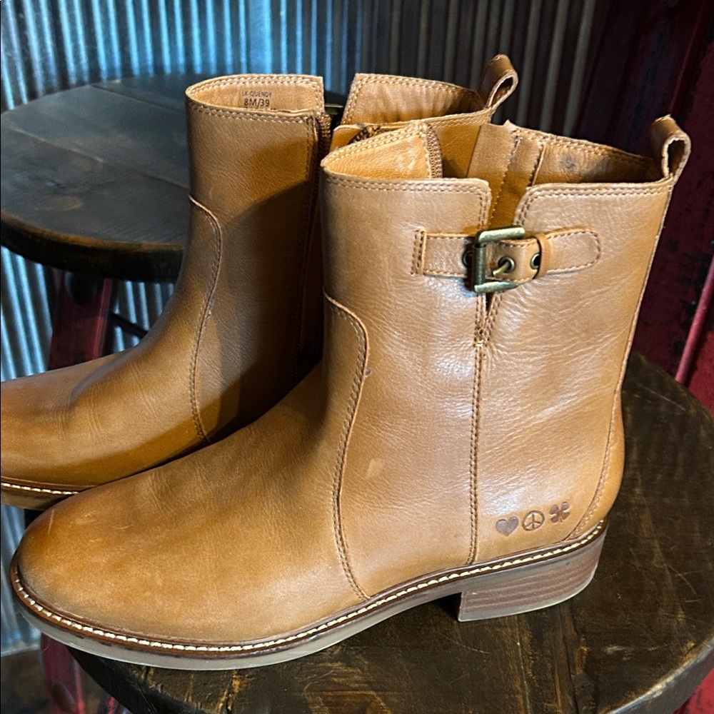 Lucky Brand Tan Leather Footwear